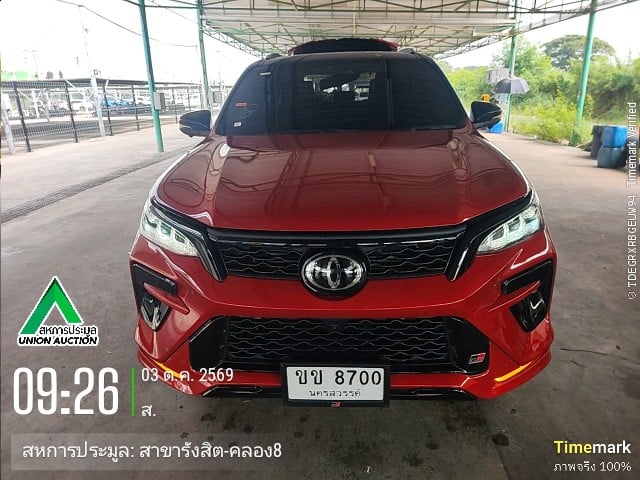 TOYO TOYO051 2.8 GR Sport AT 4WD (Black Top) 2023