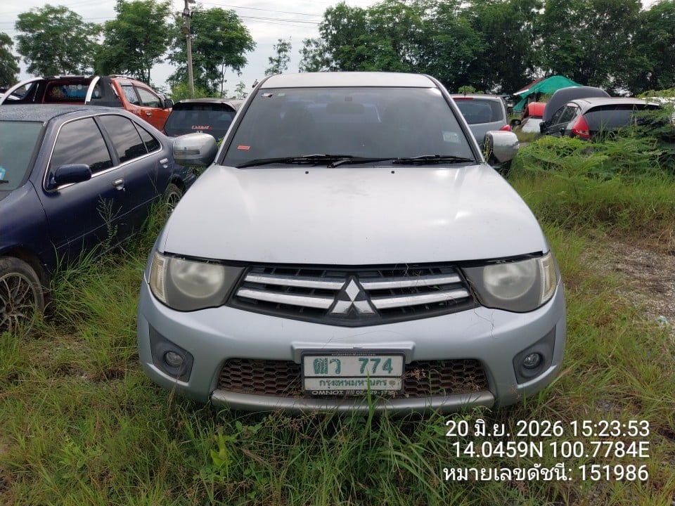 MITS MITS027 Ext. Cab 2.5 GLX MT 2013