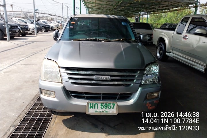 ISUZ ISUZ073 SPACECAB 2.5 SLX MT 2004