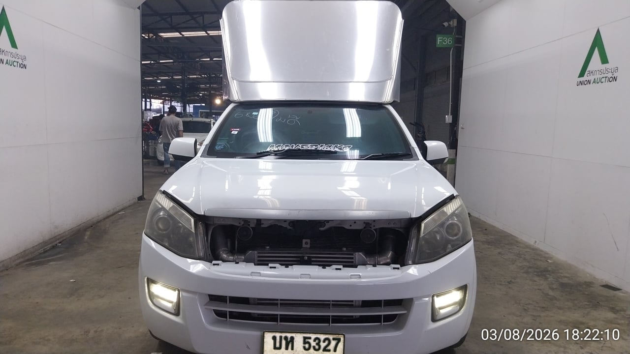 ISUZ ISUZ073 SPACECAB 2.5 X-Series Z MT (VGS) 2015
