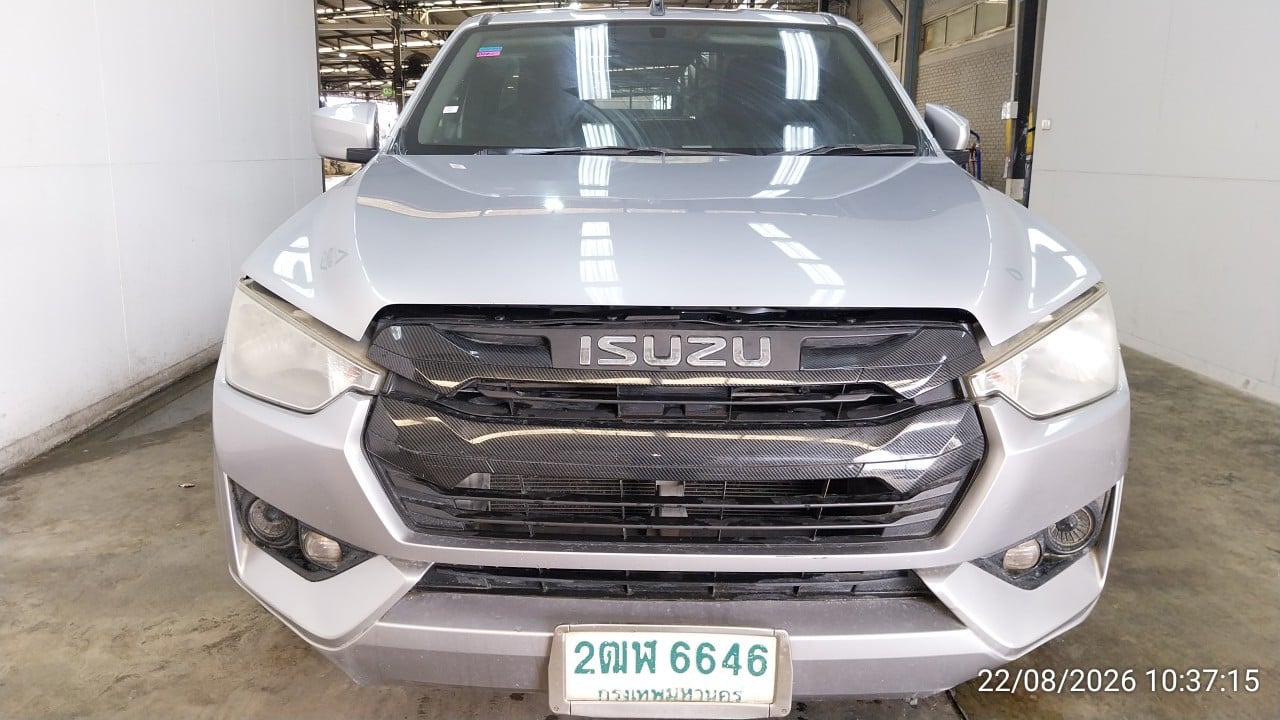 ISUZ ISUZ073 SPARK 3.0 S MT 2020