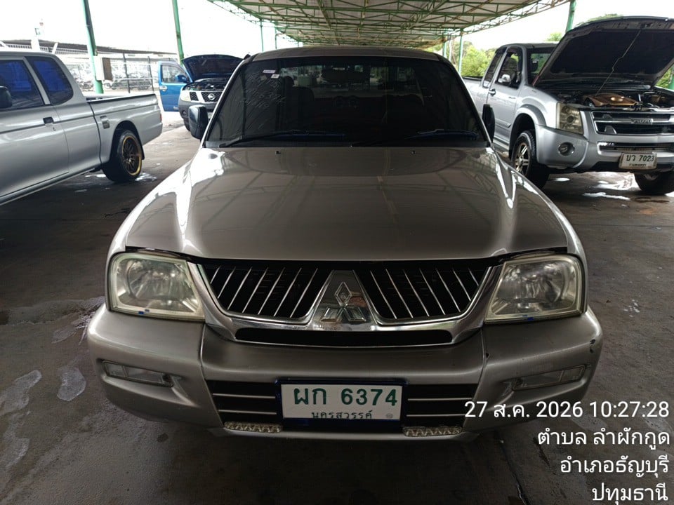 MITS MITS015 Ext. Cab 2.5 GL MT 2005