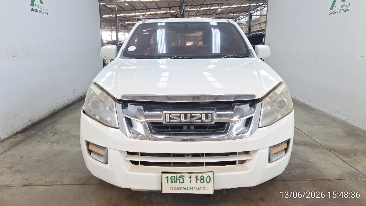 ISUZ ISUZ073 SPACECAB 2015