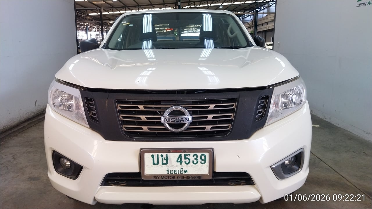 NISS NISS082 Ext. Cab 2.5 S MT (AB) 2017