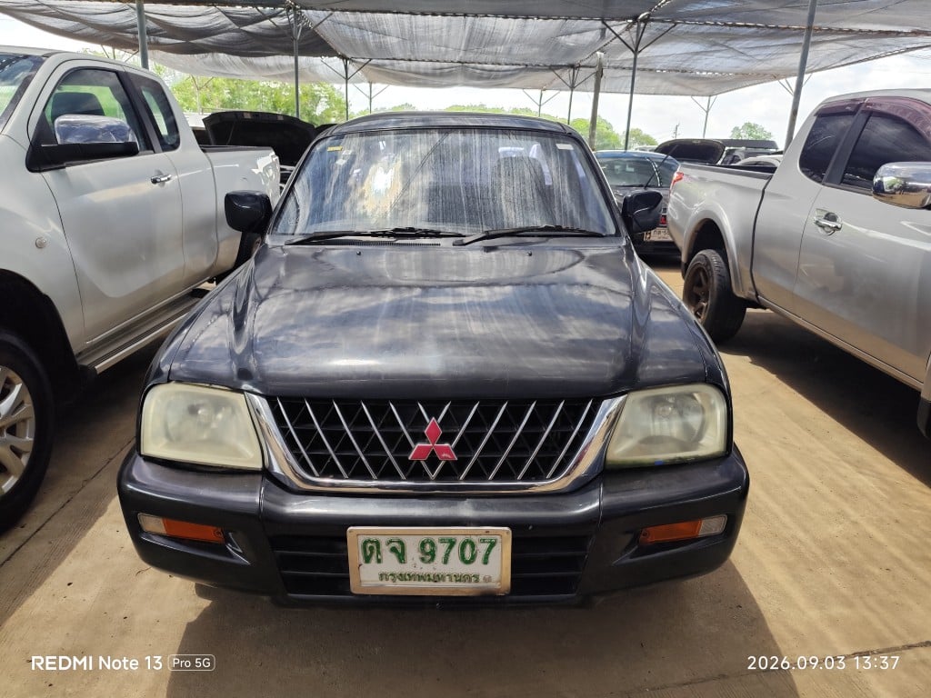 MITS MITS015 Ext. Cab 2.5 MT 2005