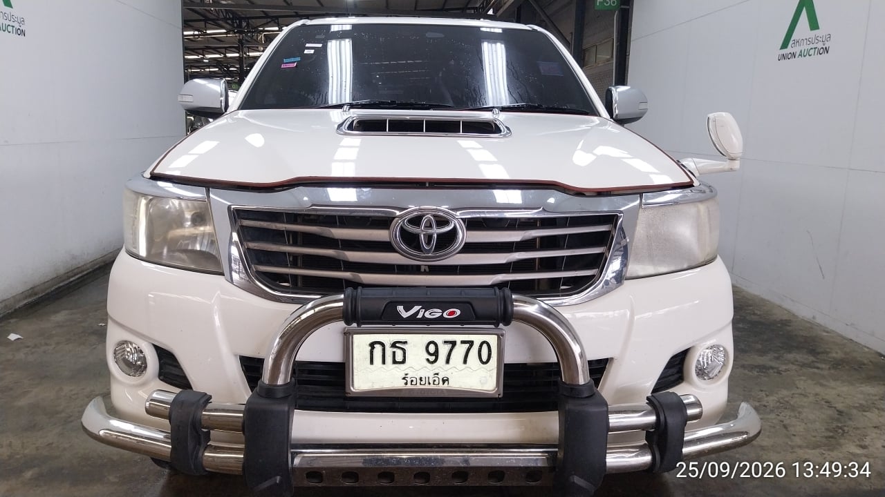 TOYO TOYO121 Dual Cab 2.5 Prerunner E MT 2013