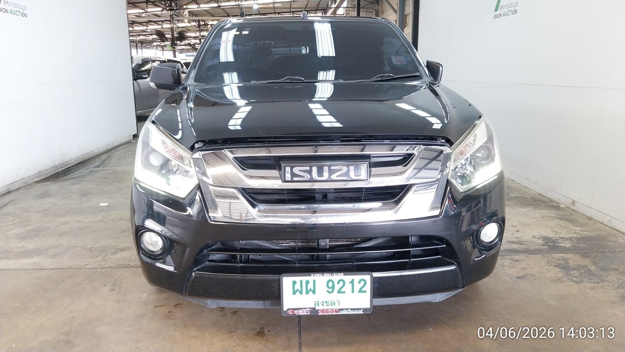 ISUZ ISUZ073 SPACECAB 1.9 L MT (AB) 2016