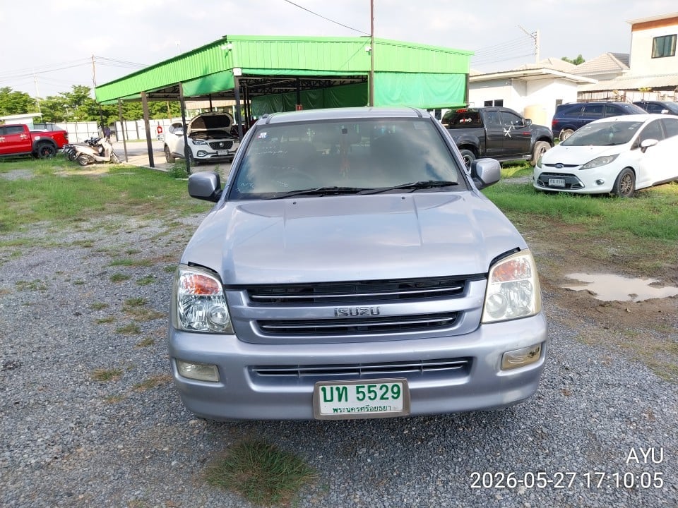ISUZ ISUZ073 SPACECAB 2.5 SLX MT 2002