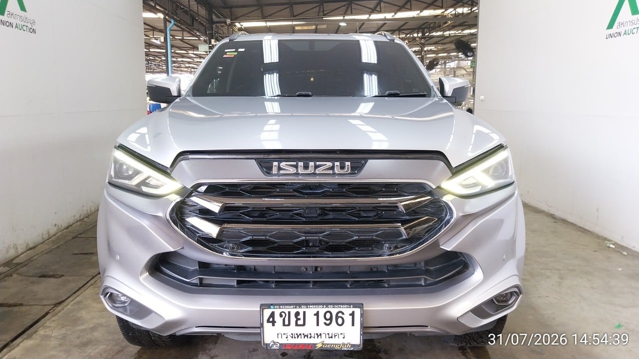 ISUZ ISUZ065 1.9 Elegant AT 2023