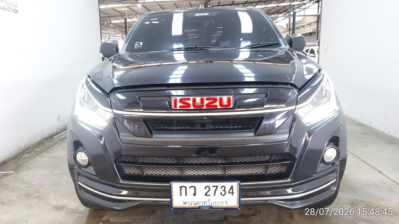 ISUZ ISUZ073 CAB4 1.9 Hi-Lander Stealth Z MT (DVD) (AB/ABS) 2019