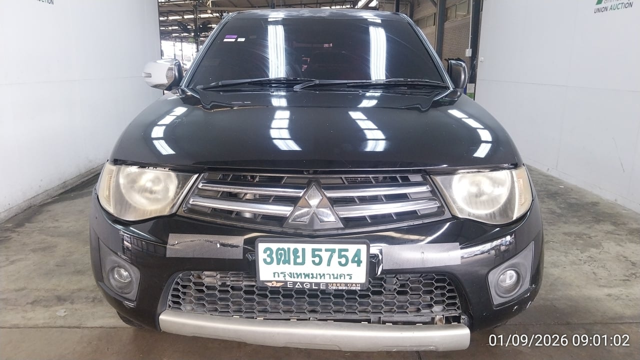 MITS MITS027 Ext. Cab 2.5 GLX MT 2015