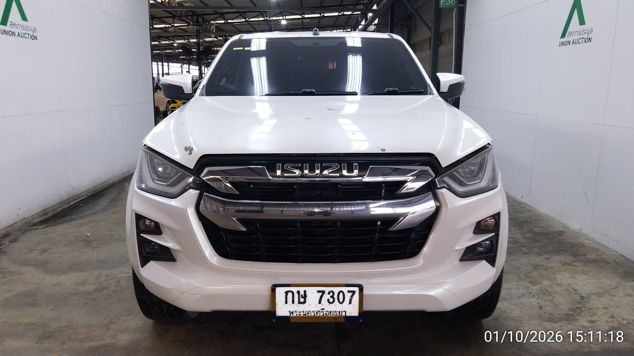 ISUZ ISUZ073 CAB4 1.9 Hi-Lander ZP MT (AB/ABS) 2020