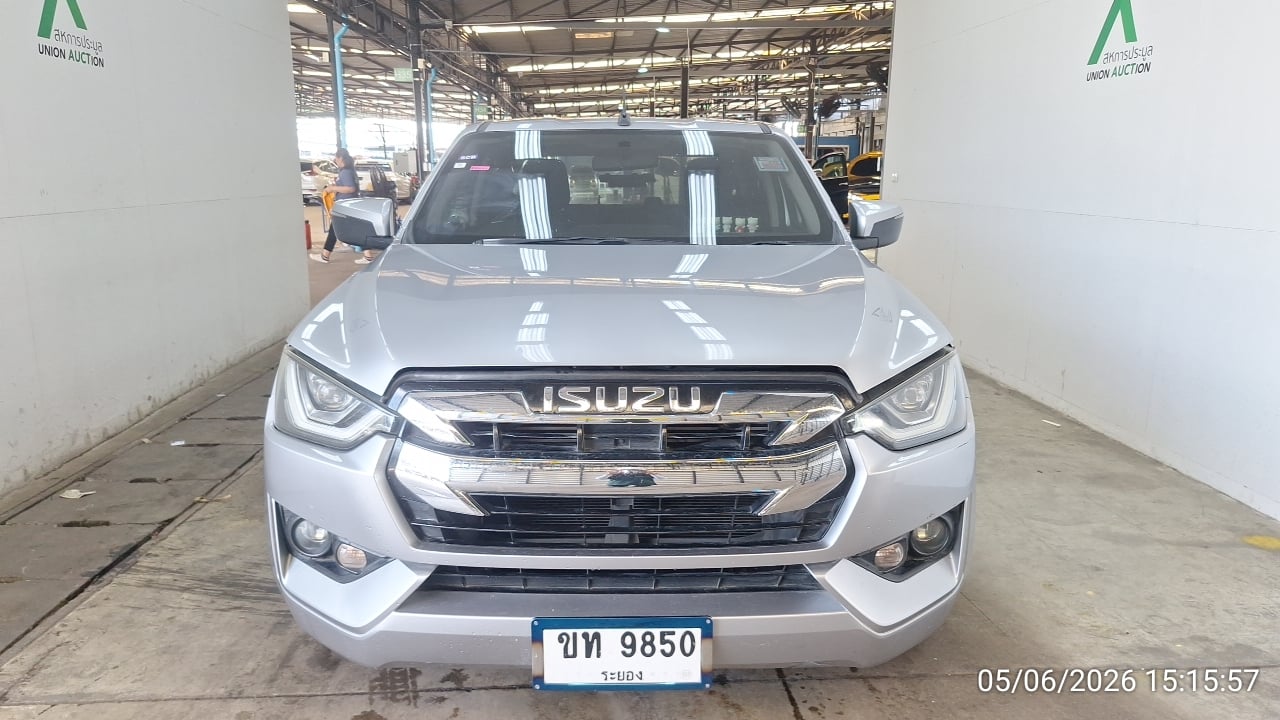 ISUZ ISUZ073 CAB4 1.9 L MT (DA) 2020