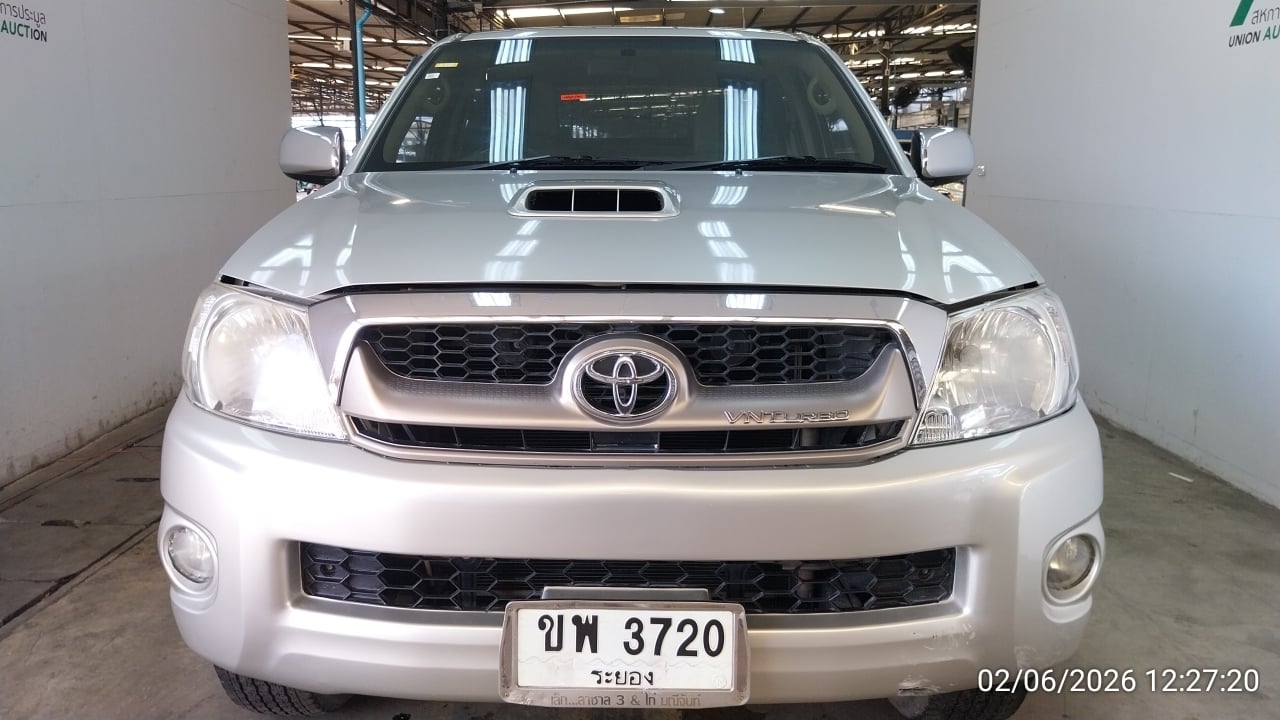 TOYO TOYO121 Dual Cab 2.5 Prerunner E MT (ABS) 2011