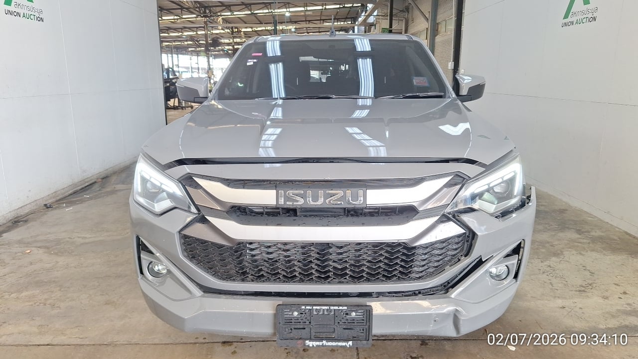 ISUZ ISUZ073 CAB4 2.2 L MT 2025