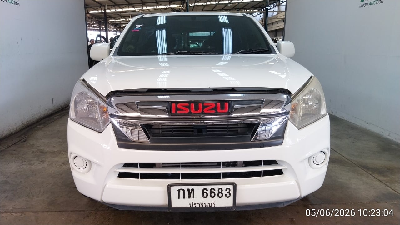 ISUZ ISUZ073 CAB4 1.9 S MT 2018