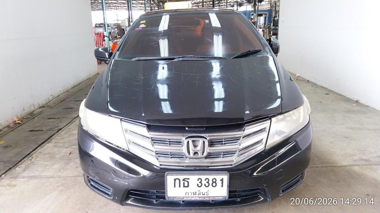 HOND HOND003 1.5 S i-VTEC AT (AB/ABS) 2012