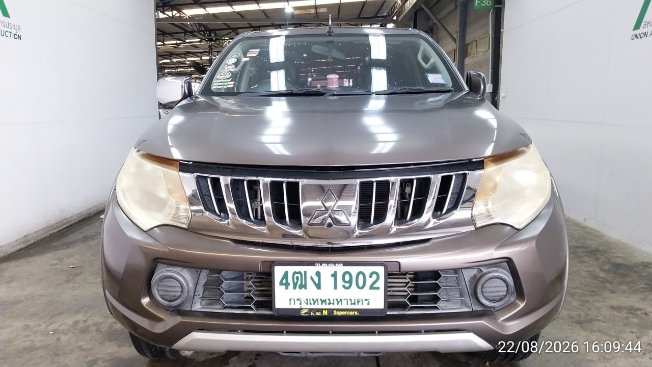 MITS MITS027 Ext. Cab 2.4 GLX Plus MT (AB/ABS) 2017