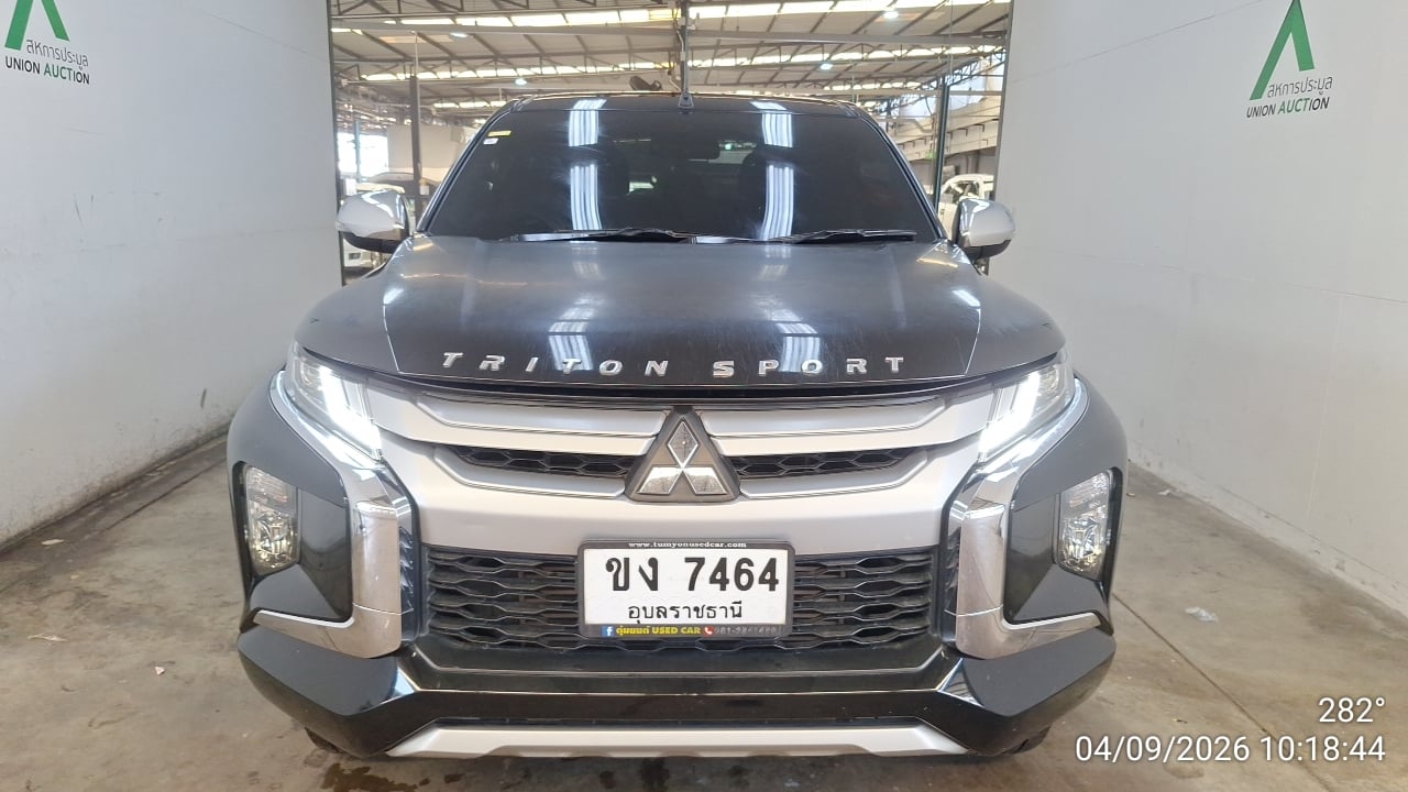 MITS MITS027 Dual Cab 2.4 GLS Plus MT (AB/ABS) 2022