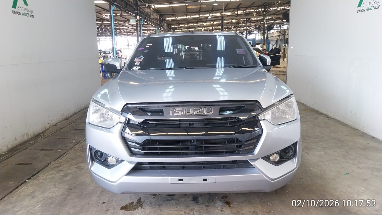 ISUZ ISUZ073 SPACECAB 2022