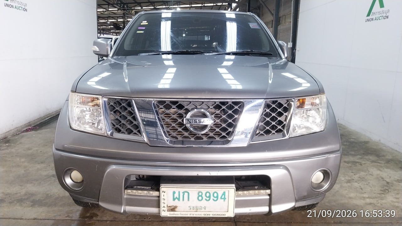 NISS NISS077 Ext. Cab 2.5 Calibre  MT 2014
