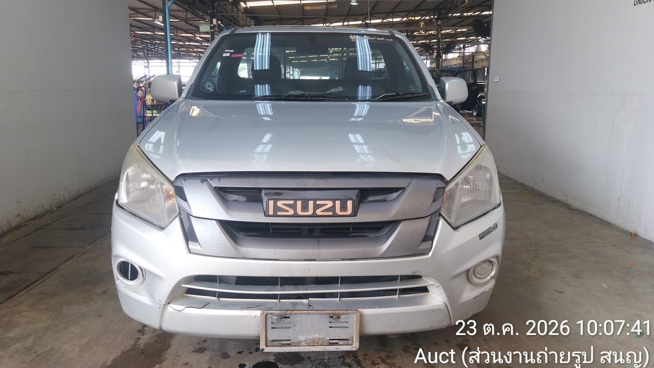 ISUZ ISUZ073 SPARK 3.0 S MT 2016