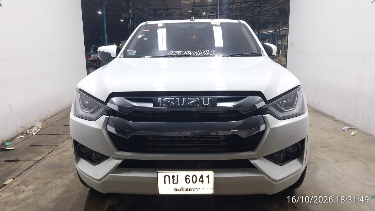 ISUZ ISUZ073 CAB4 1.9 L MT (DA) 2022