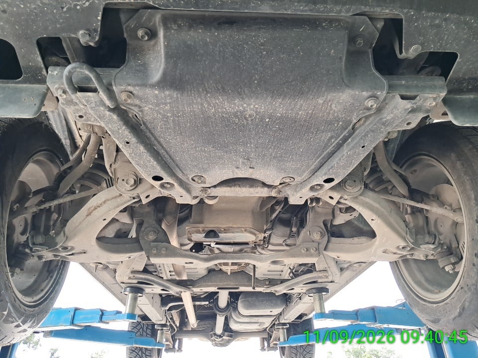 ISUZ ISUZ073 SPACECAB 1.9 Hi-Lander L MT 2017