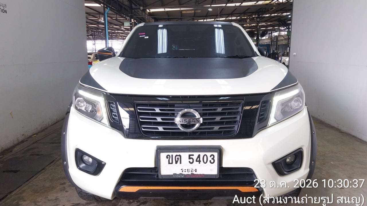 NISS NISS082 Dual Cab 2.5 Calibre EL AT (Black Edition) 2020