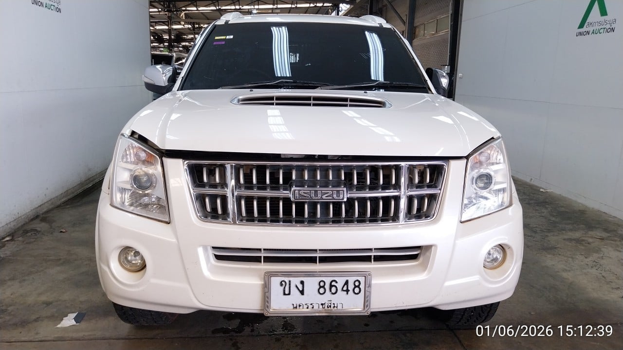 ISUZ ISUZ035 3.0 MT (AB/ABS) 2013