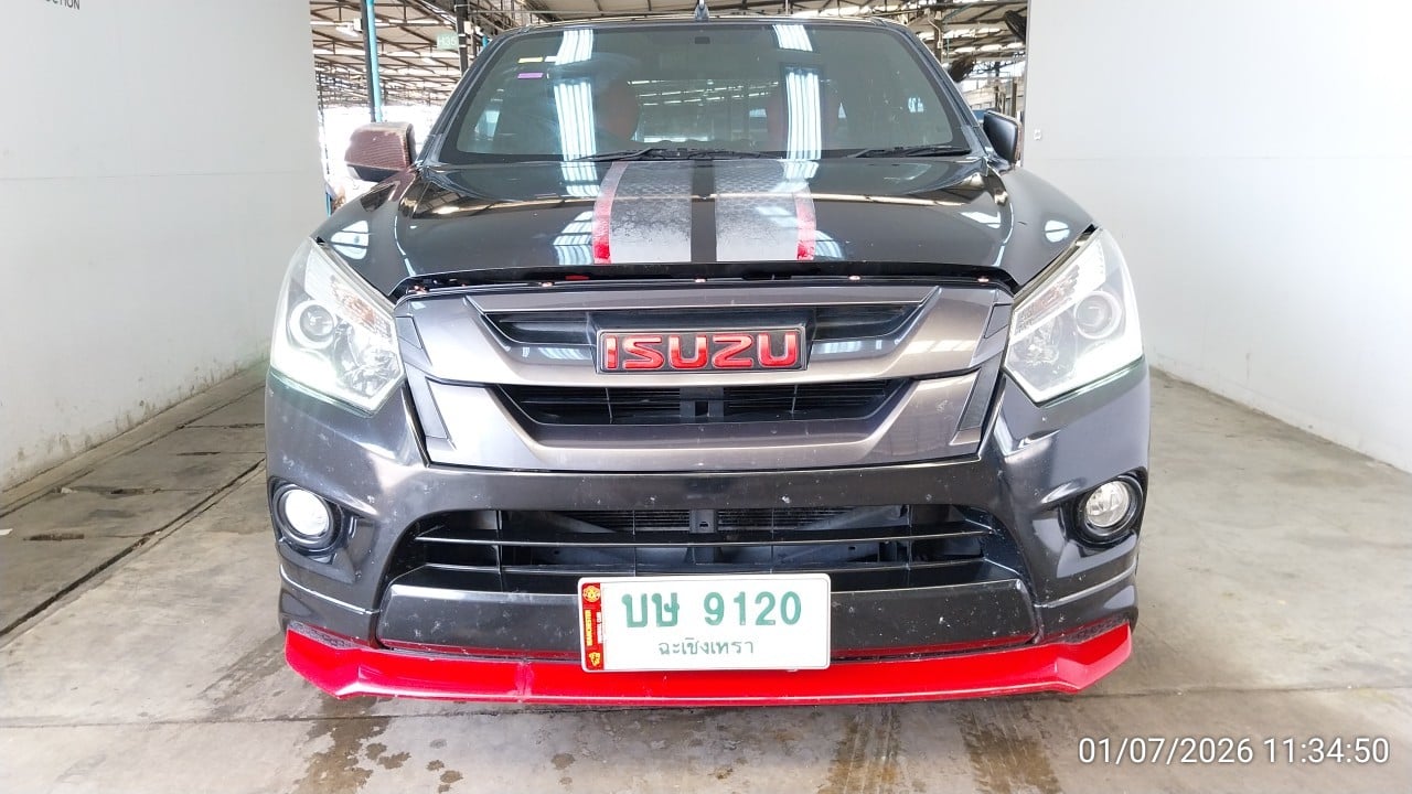 ISUZ ISUZ073 SPACECAB 1.9 X-Series Z MT (AB/ABS) 2016