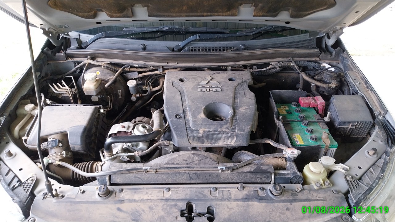 MITS MITS027 Ext. Cab 2.4 GLS Plus MT 2016