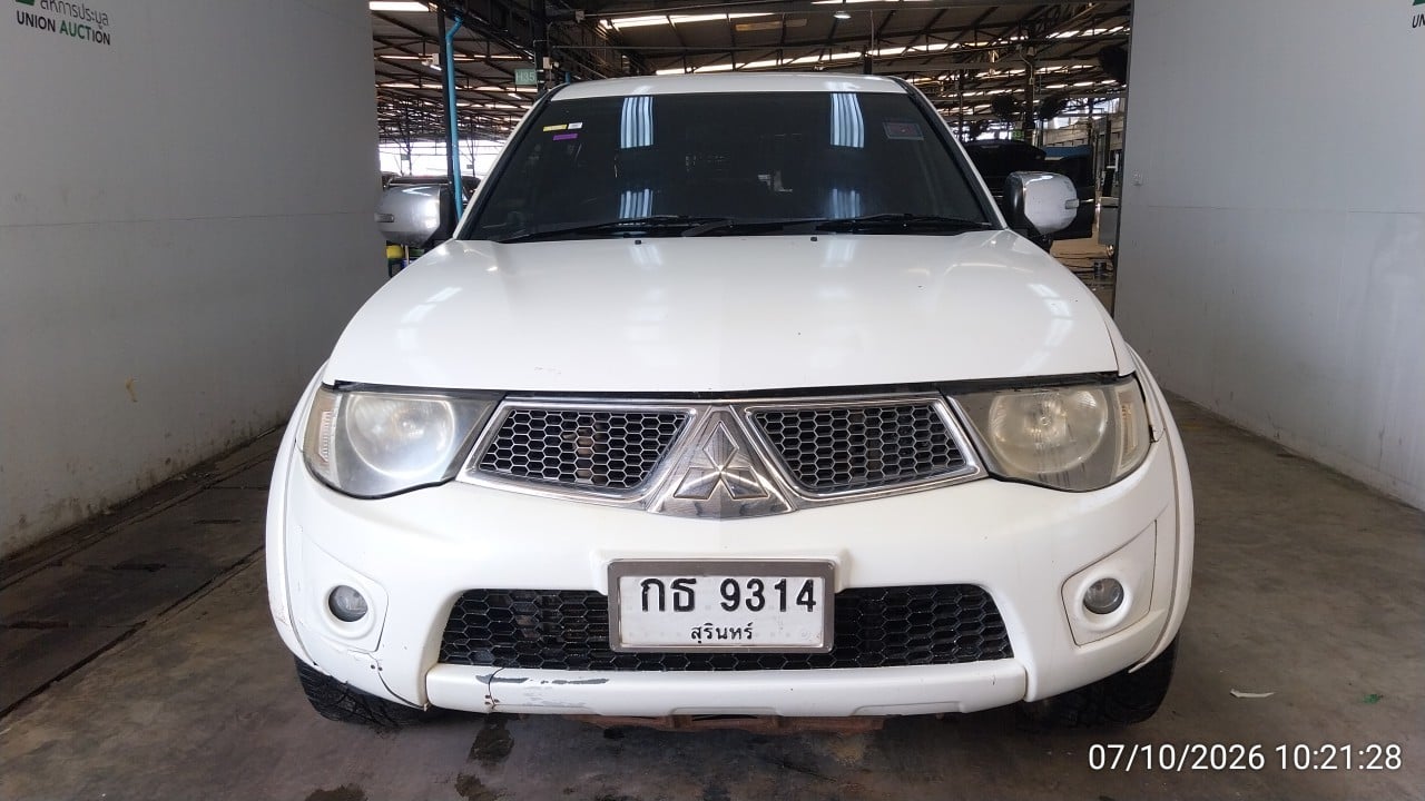 MITS MITS027 Dual Cab 2.5 GLS Plus MT 2014