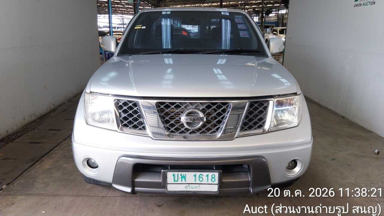 NISS NISS077 Ext. Cab 2.5 Calibre SE MT (ABS) 2013