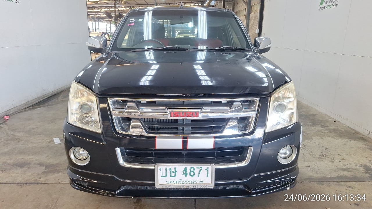 ISUZ ISUZ073 SPACECAB 2.5 SLX X-Series MT 2011