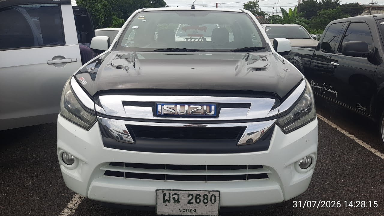 ISUZ ISUZ073 SPACECAB 1.9 L MT