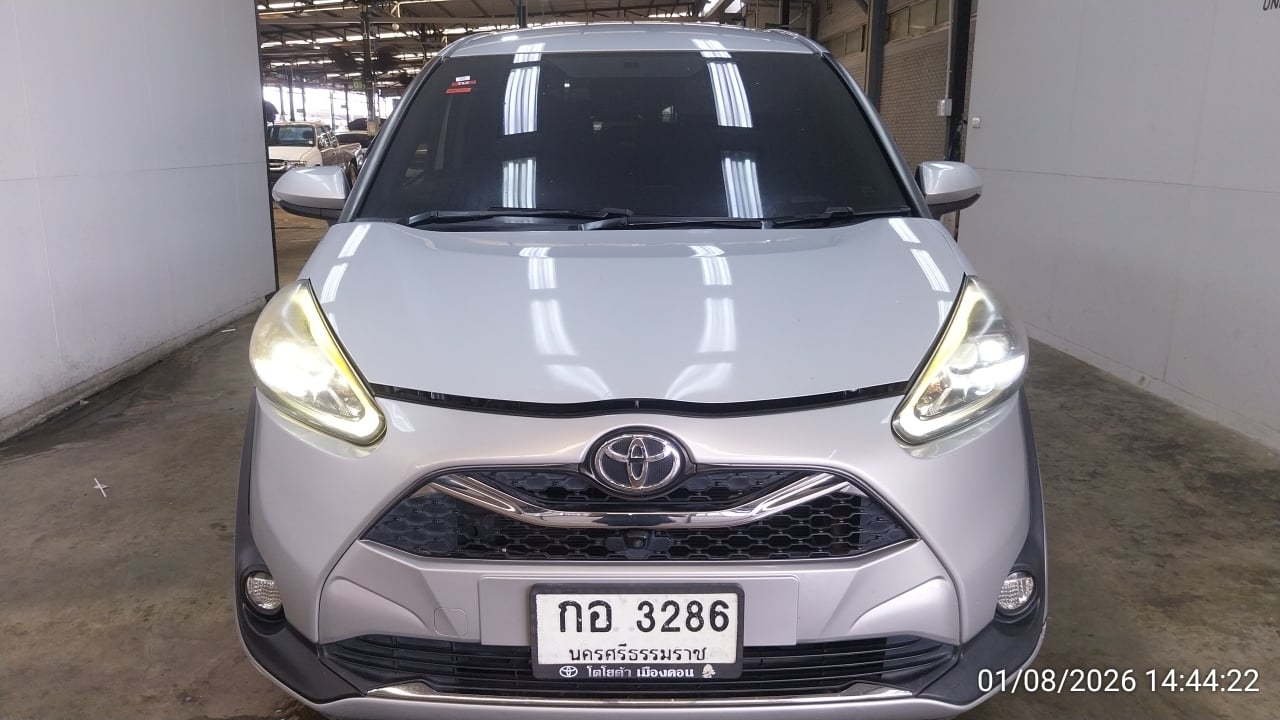 TOYO TOYO104 1.5 V CVT WAGON 2020
