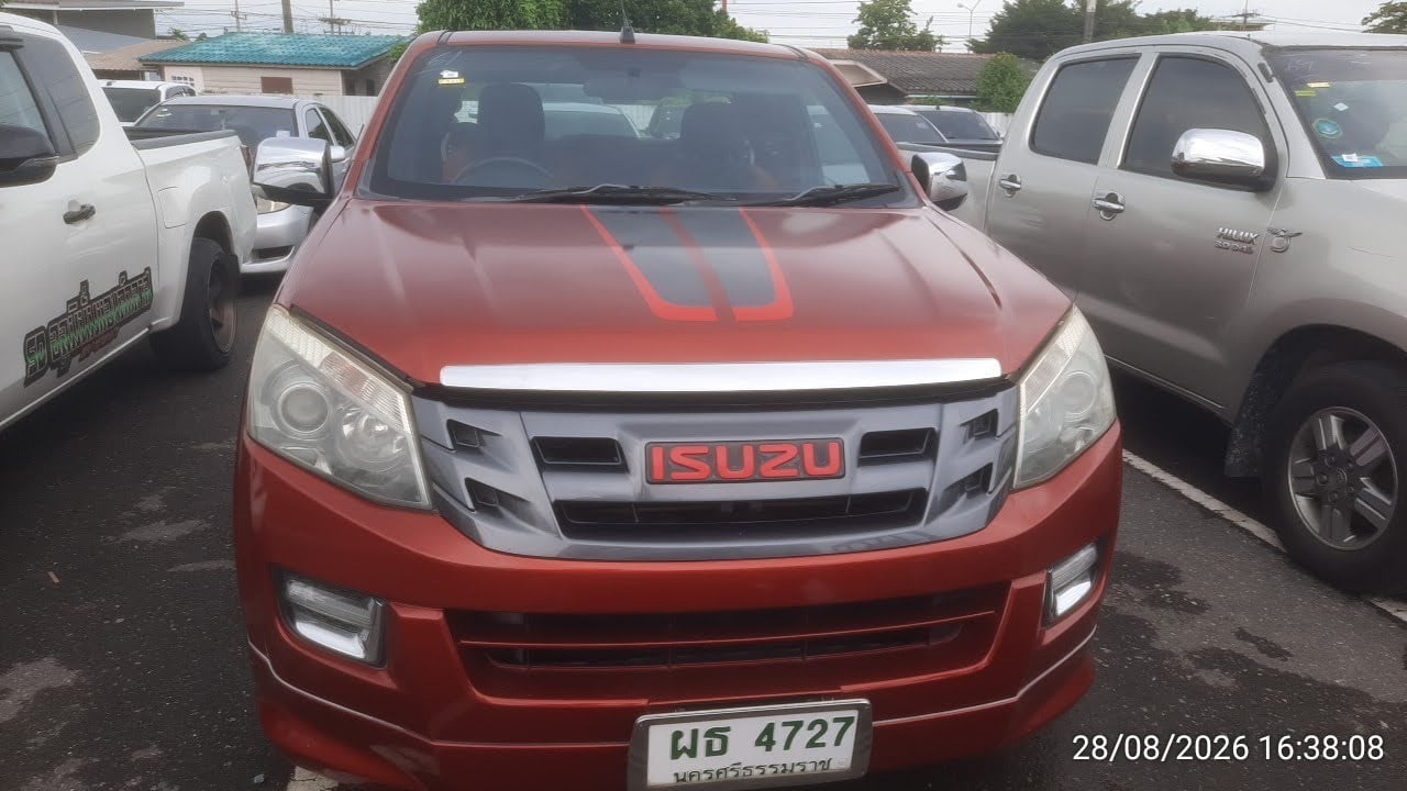 ISUZ ISUZ073 SPACECAB 2.5 X-Series Z MT (VGS) (ABS) 2014