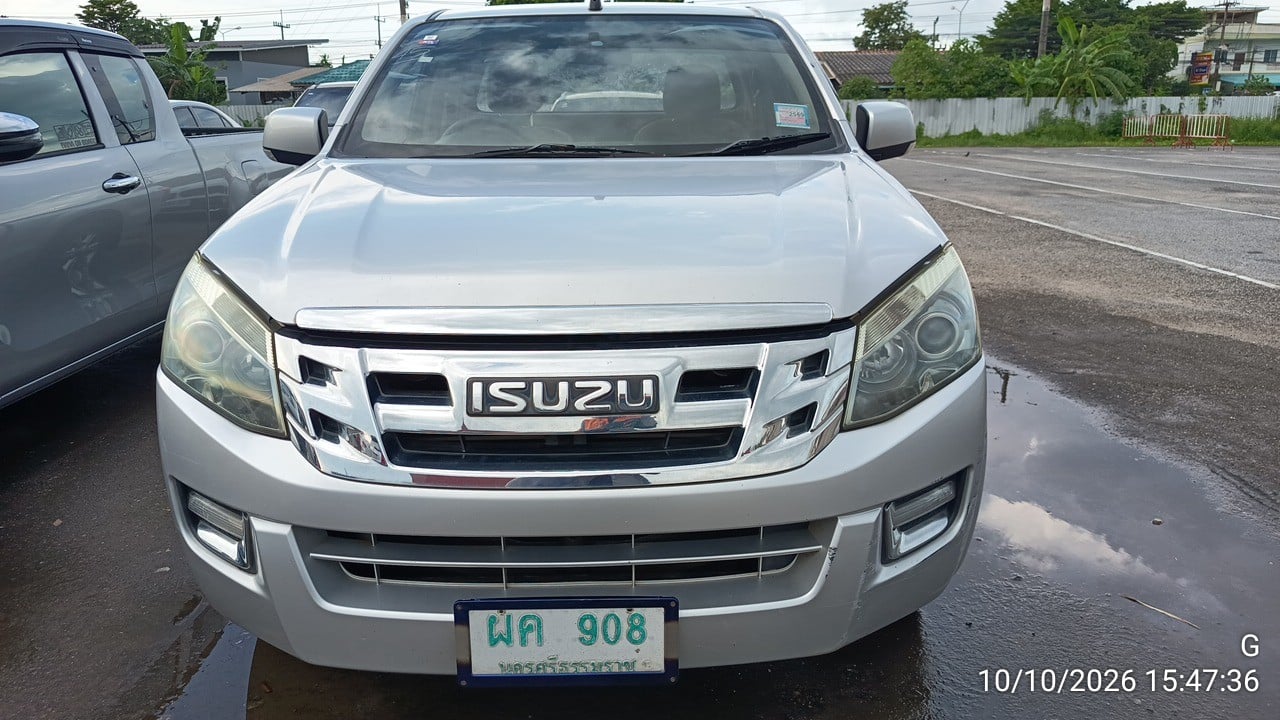 ISUZ ISUZ073 SPACECAB 2.5 L MT 2015