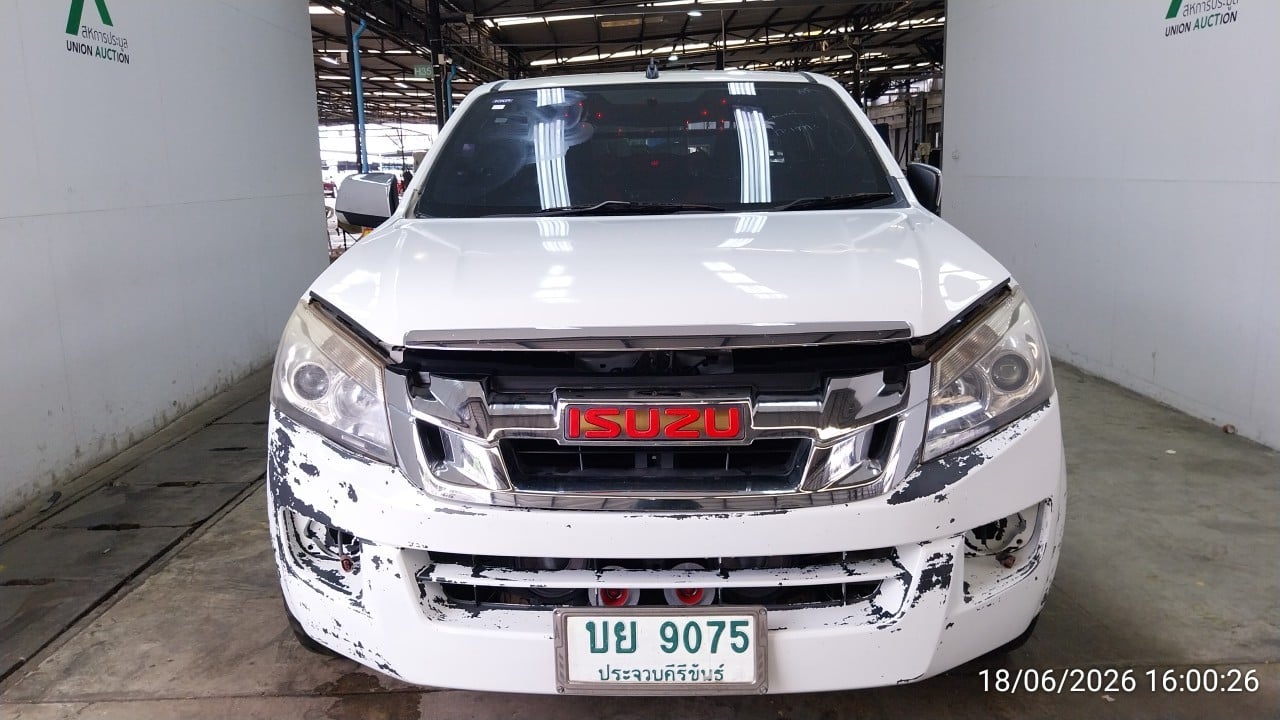 ISUZ ISUZ073 SPACECAB 2.5 X-Series Z MT (VGS) 2013