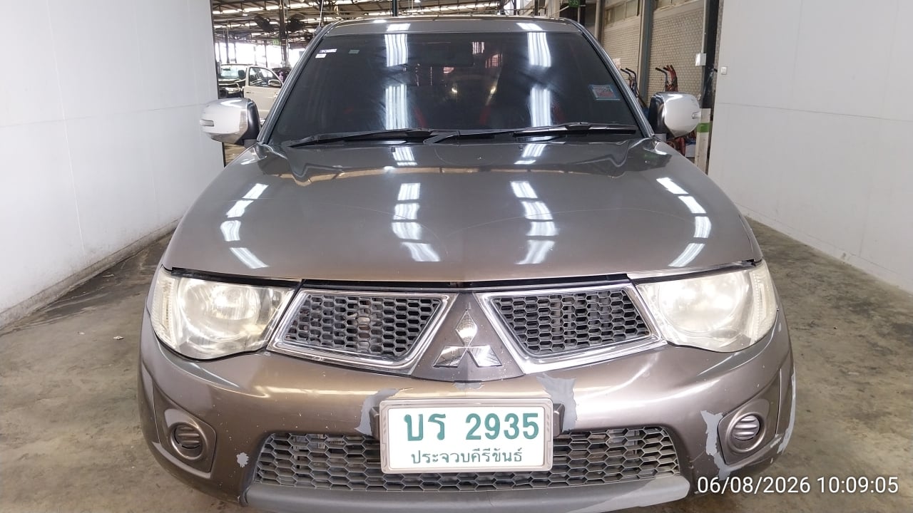 MITS MITS027 Ext. Cab 2.5 GLX MT 2014