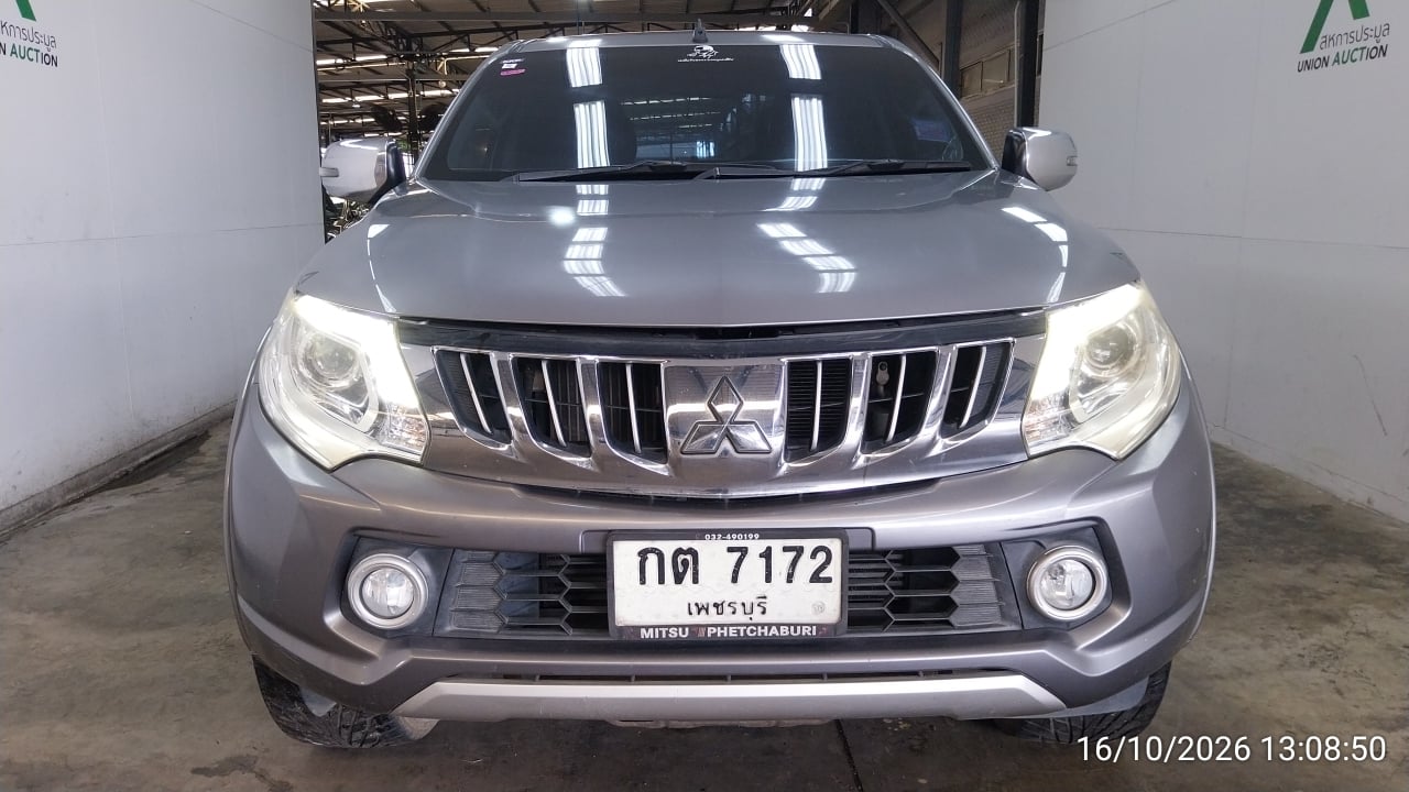 MITS MITS027 Dual Cab 2.4 GLS Plus AT 2016