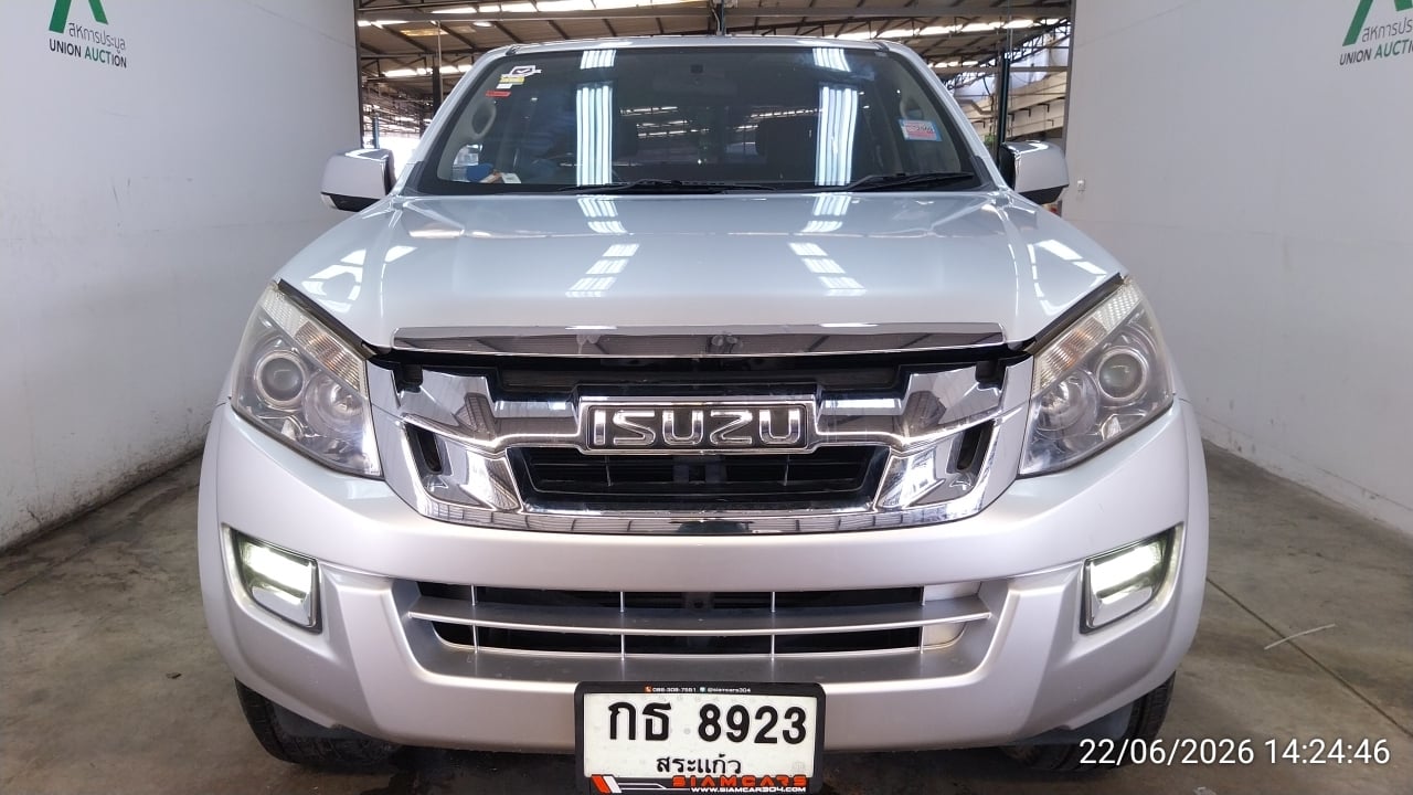 ISUZ ISUZ073 CAB4 3.0 Hi-Lander Z-Prestige MT (VGS,Navi) (AB/ABS) 2015