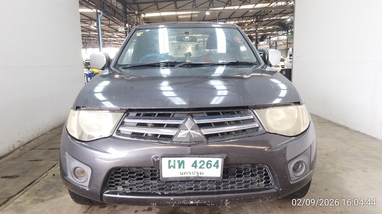 MITS MITS027 Ext. Cab 2.4 GLX MT 2011