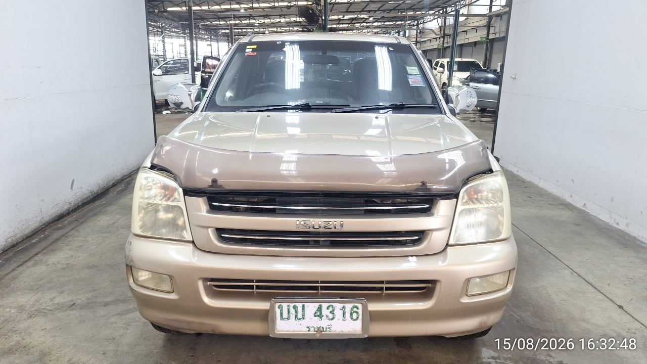 ISUZ ISUZ073 SPACECAB 2.5 SLX MT 2004