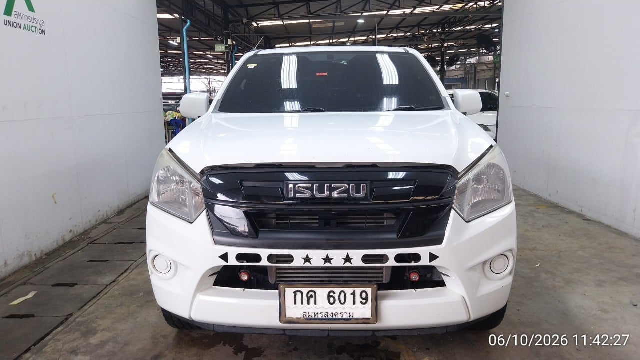 ISUZ ISUZ073 CAB4 1.9 S MT (AB) 2019