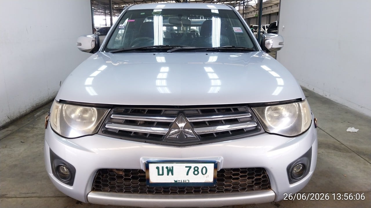 MITS MITS027 Ext. Cab 2.5 GLX MT 2013