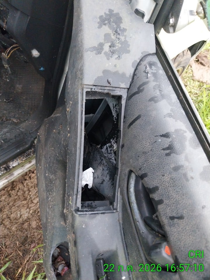 ISUZ ISUZ073 SPARK 3.0 S MT 2016