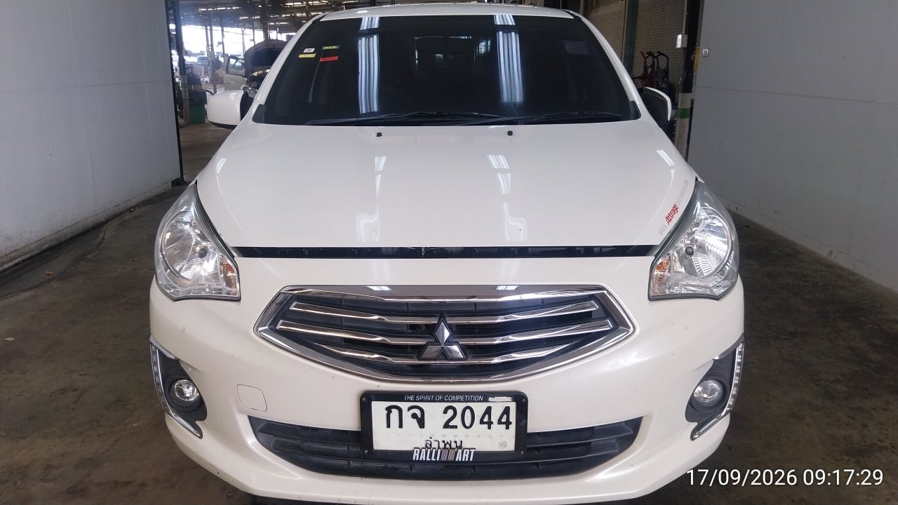 MITS MITS040 1.2 GLX MT (AB/ABS) 2015