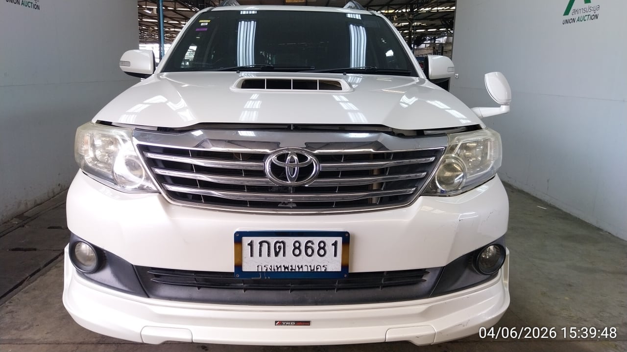 TOYO TOYO051 3.0 V AT (AB/ABS) 2013